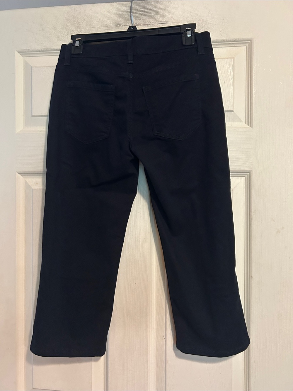 Liz Claiborne Black Mid Rise Sara Crop Jeans Size 2 - Picture 7 of 9